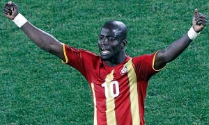 Stephen Appiah to unveil his free clinic and library