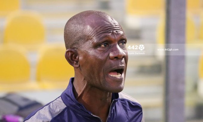 Aduana Stars coach Asare Bediako named GPL coach of the month for December 